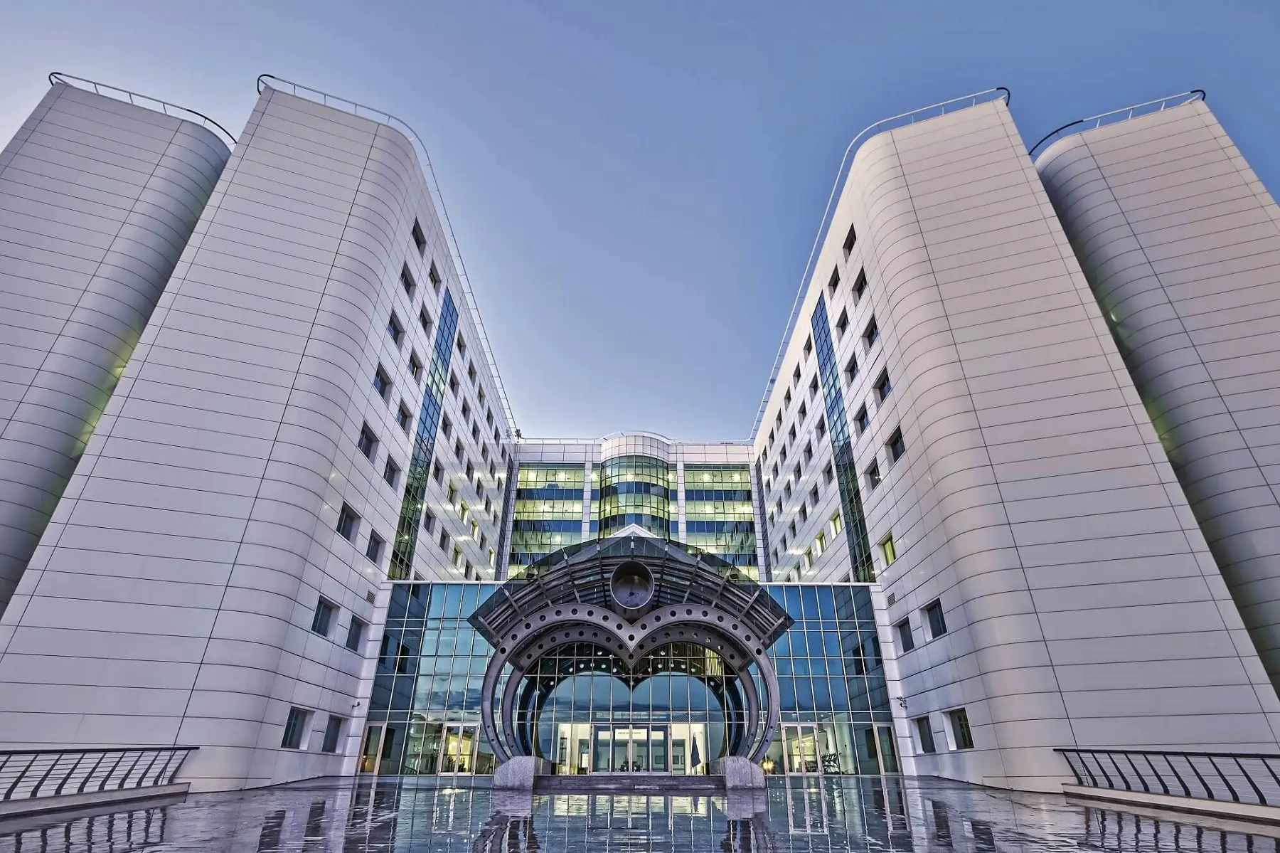 بیمارستان آموزشی NEU